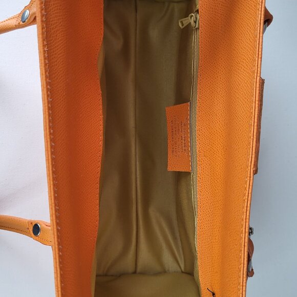Italian Leather Orange Shoulder Bag - Structured Barrel Tote - Made in Italy - Picture 4 of 9